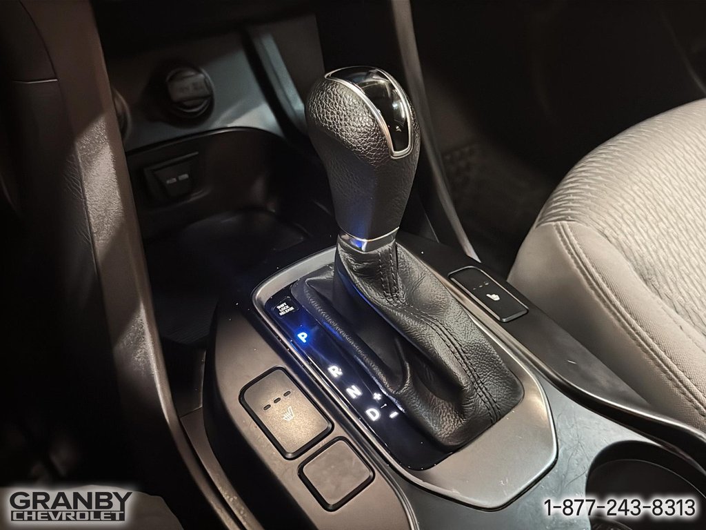 2015 Hyundai Santa Fe Sport in Granby, Quebec - 19 - w1024h768px