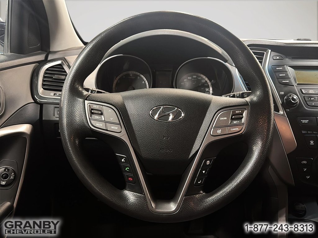 2015 Hyundai Santa Fe Sport in Granby, Quebec - 16 - w1024h768px
