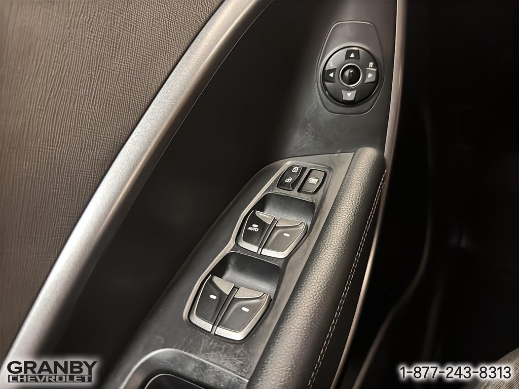 2015 Hyundai Santa Fe Sport in Granby, Quebec - 14 - w1024h768px