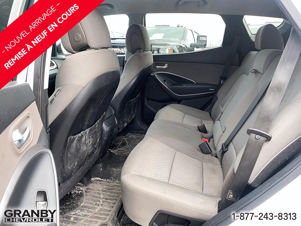 Hyundai Santa Fe Sport  2015 à Granby, Québec - 8 - w1024h768px