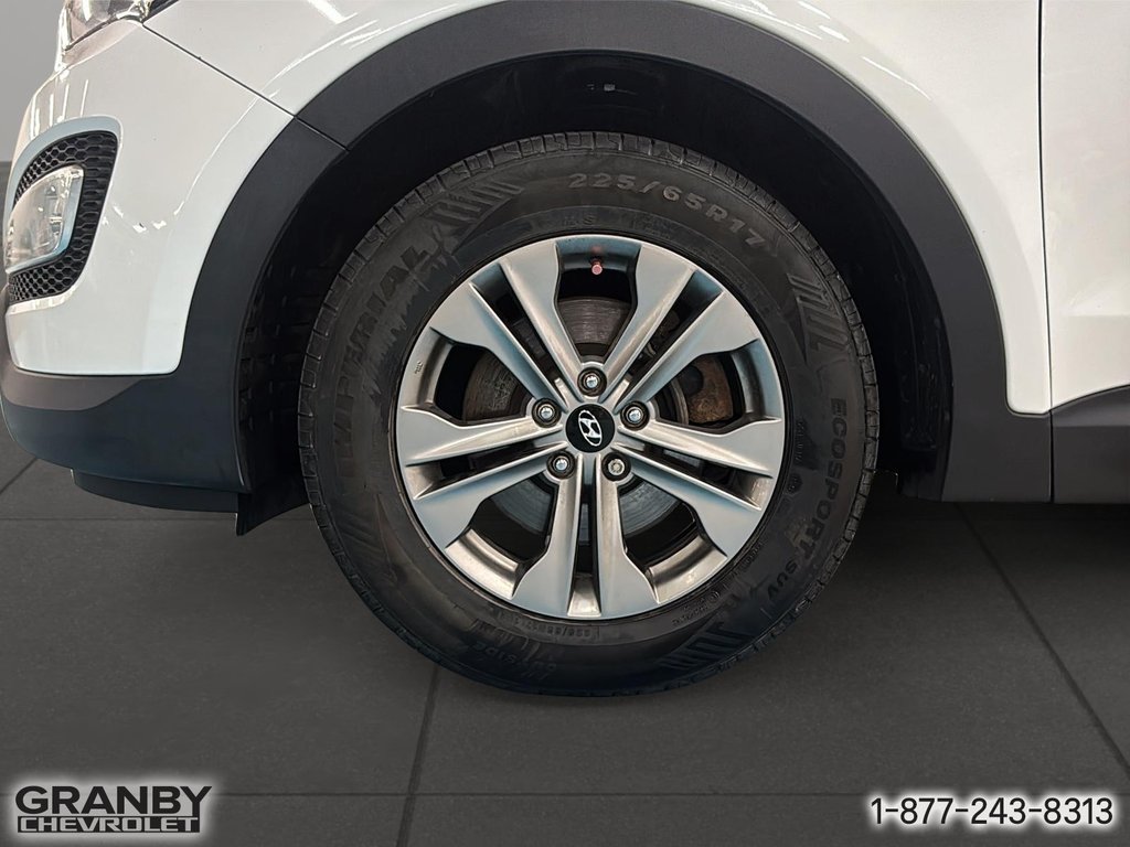 2015 Hyundai Santa Fe Sport in Granby, Quebec - 10 - w1024h768px