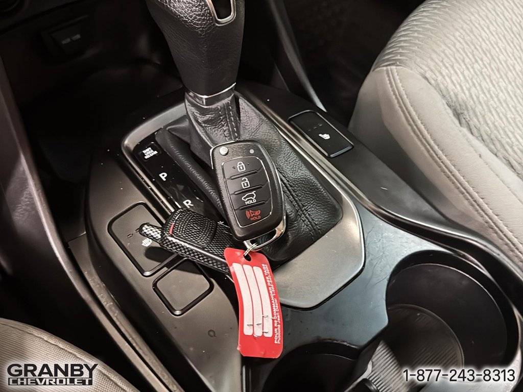 2015 Hyundai Santa Fe Sport in Granby, Quebec - 21 - w1024h768px
