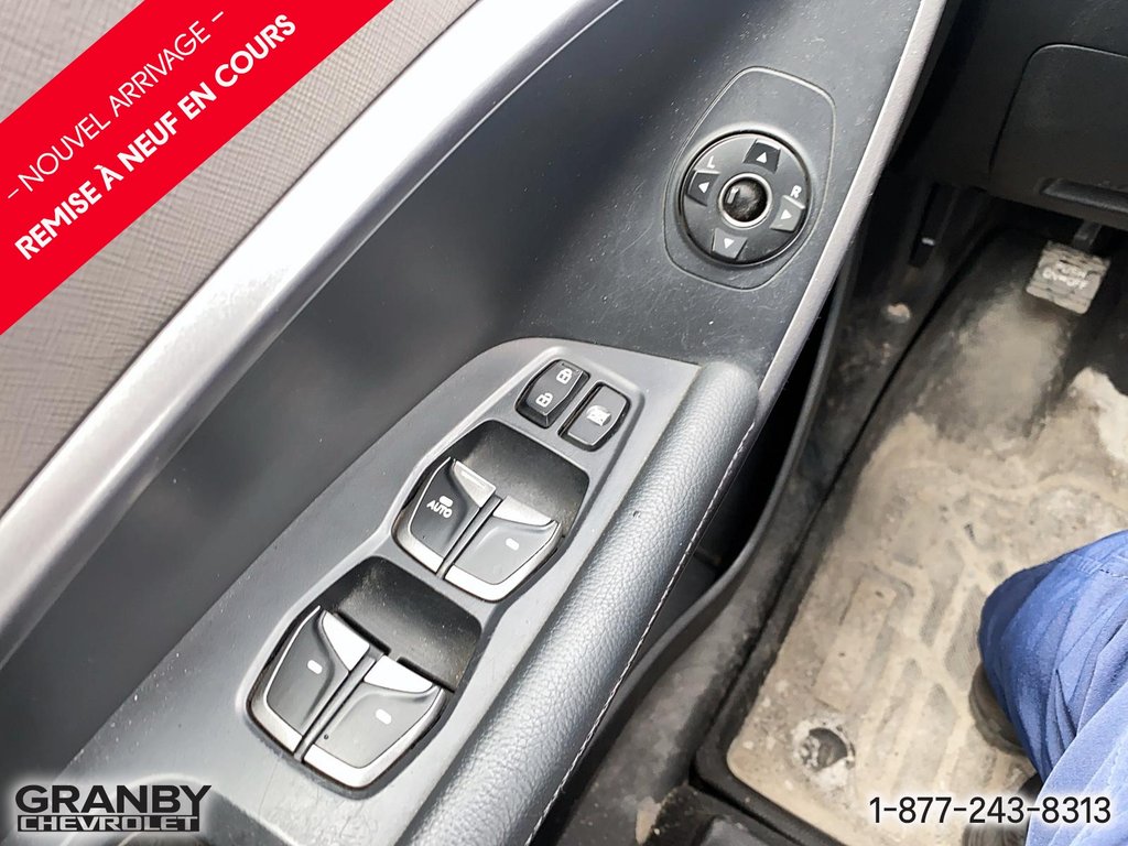 Hyundai Santa Fe Sport  2015 à Granby, Québec - 13 - w1024h768px