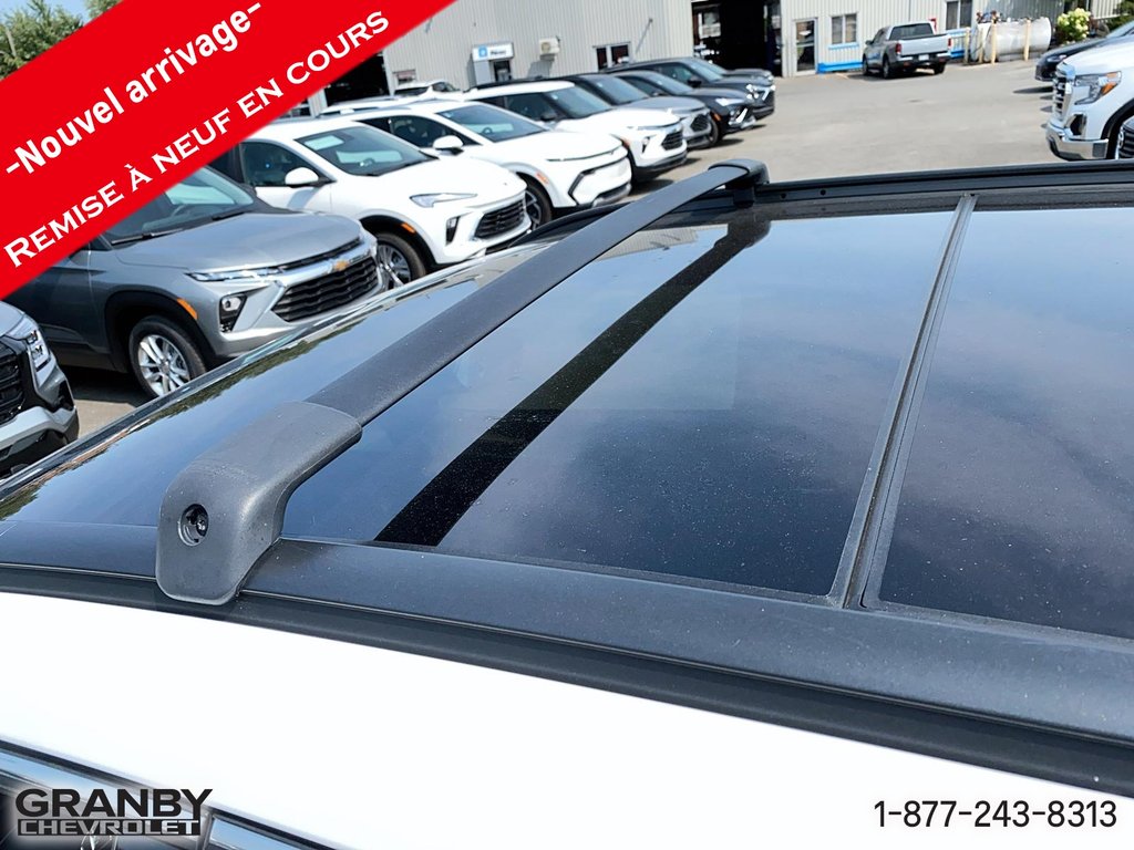 2018 Hyundai Santa Fe Sport Luxury in Granby, Quebec - 8 - w1024h768px