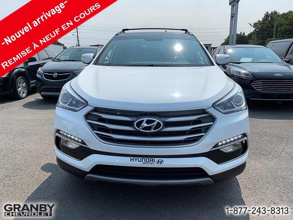 2018 Hyundai Santa Fe Sport Luxury in Granby, Quebec - 2 - w1024h768px