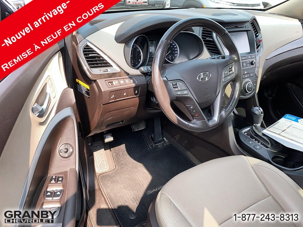 2018 Hyundai Santa Fe Sport Luxury in Granby, Quebec - 9 - w1024h768px