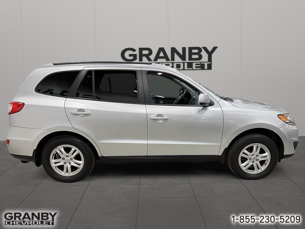 Hyundai Santa Fe  2012 à Granby, Québec - 4 - w1024h768px