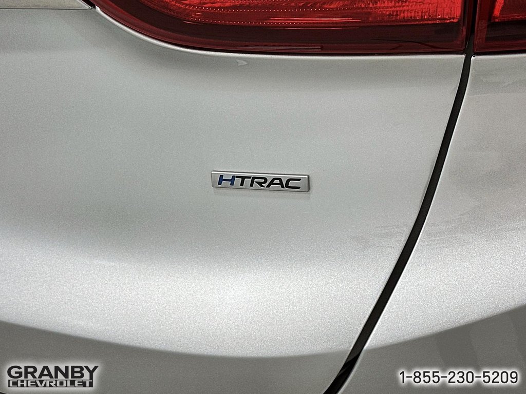 2019 Hyundai Santa Fe in Granby, Quebec - 12 - w1024h768px
