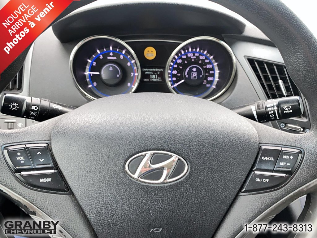 2011 Hyundai Sonata GL autom in Granby, Quebec - 9 - w1024h768px