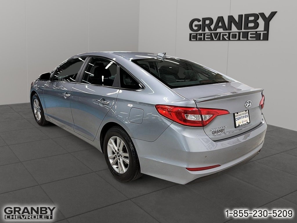 2016 Hyundai Sonata in Granby, Quebec - 7 - w1024h768px