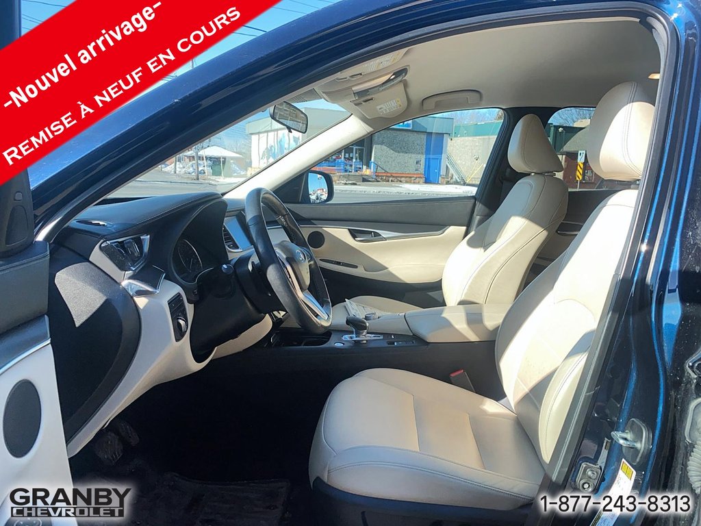 2020 Infiniti QX50 in Granby, Quebec - 10 - w1024h768px