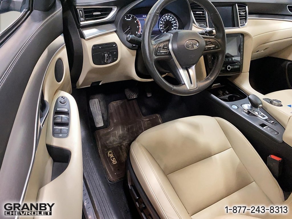 2020 Infiniti QX50 in Granby, Quebec - 13 - w1024h768px