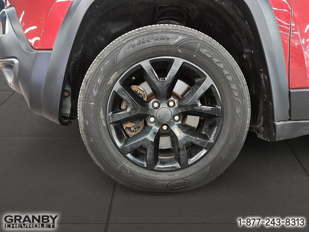 2016 Jeep Cherokee in Granby, Quebec - 10 - w1024h768px