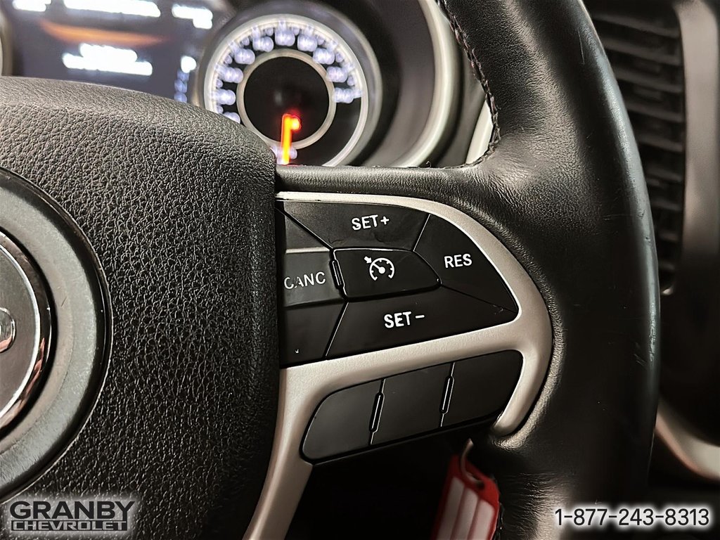 2016 Jeep Cherokee in Granby, Quebec - 21 - w1024h768px