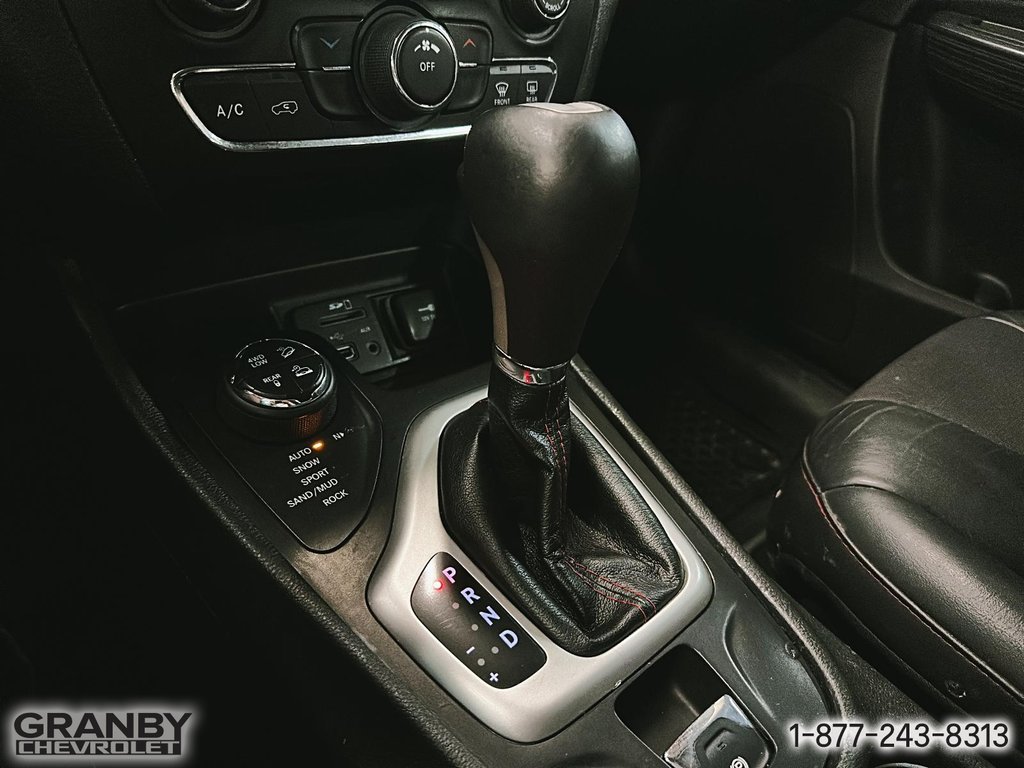2016 Jeep Cherokee in Granby, Quebec - 18 - w1024h768px