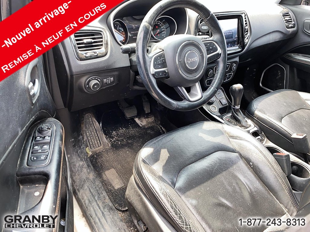 2017 Jeep Compass Limited in Granby, Quebec - 10 - w1024h768px