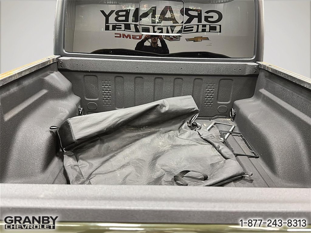 2022 Jeep Gladiator Willys in Granby, Quebec - 9 - w1024h768px
