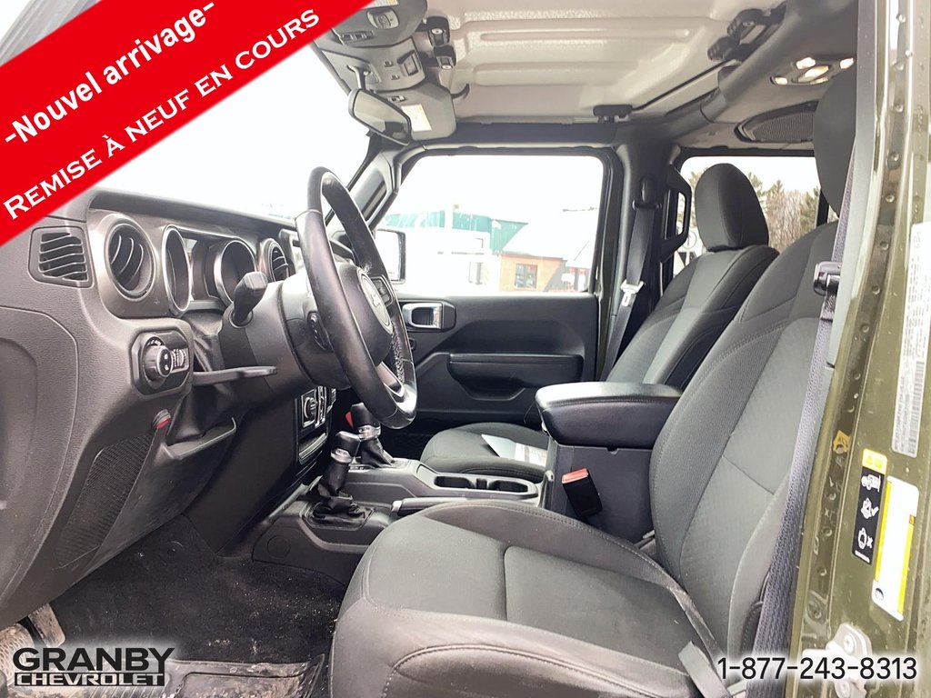 Jeep Gladiator Willys 2022 à Granby, Québec - 10 - w1024h768px