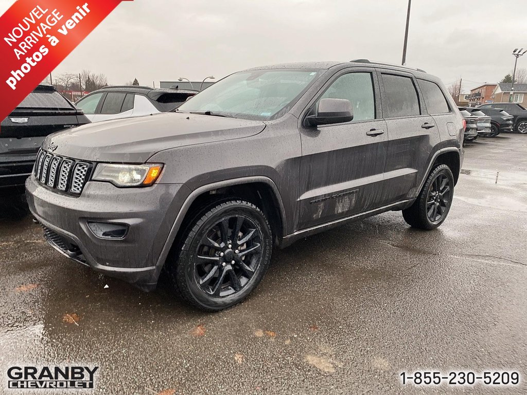 2020 Jeep Grand Cherokee Altitude in Granby, Quebec - 3 - w1024h768px