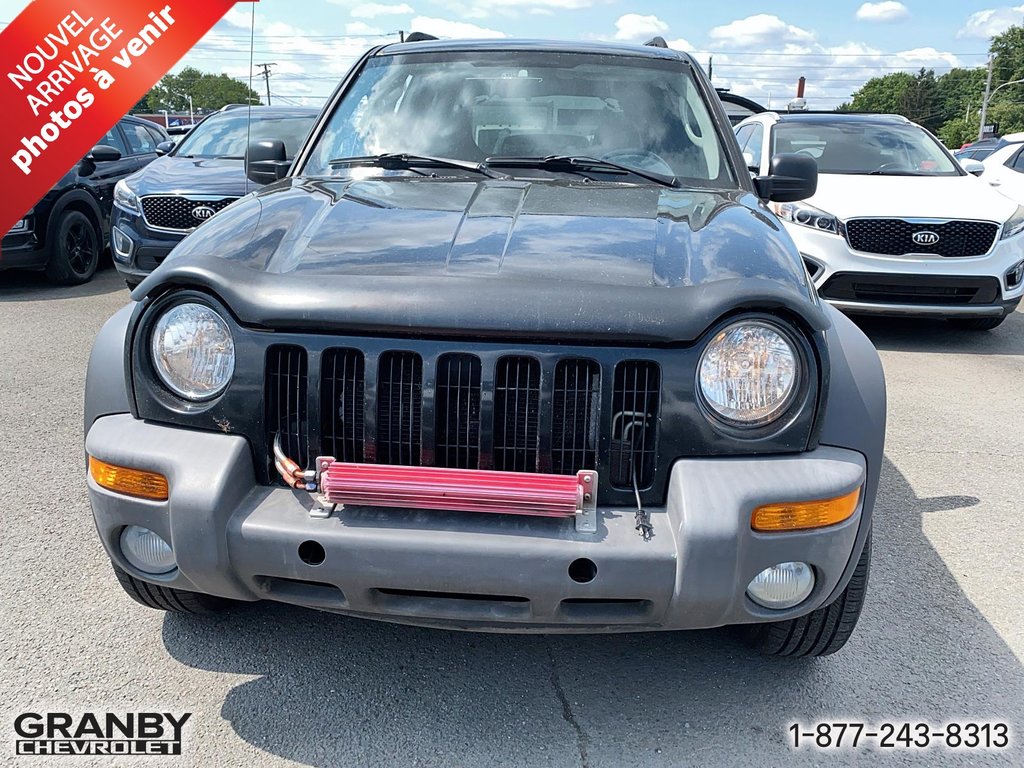 Jeep Liberty Sport 4x4 vendu tel quel sans garanties 2003 à Granby, Québec - 2 - w1024h768px