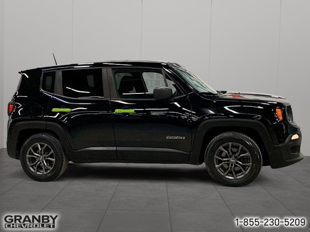 2015 Jeep Renegade in Granby, Quebec - 7 - w1024h768px