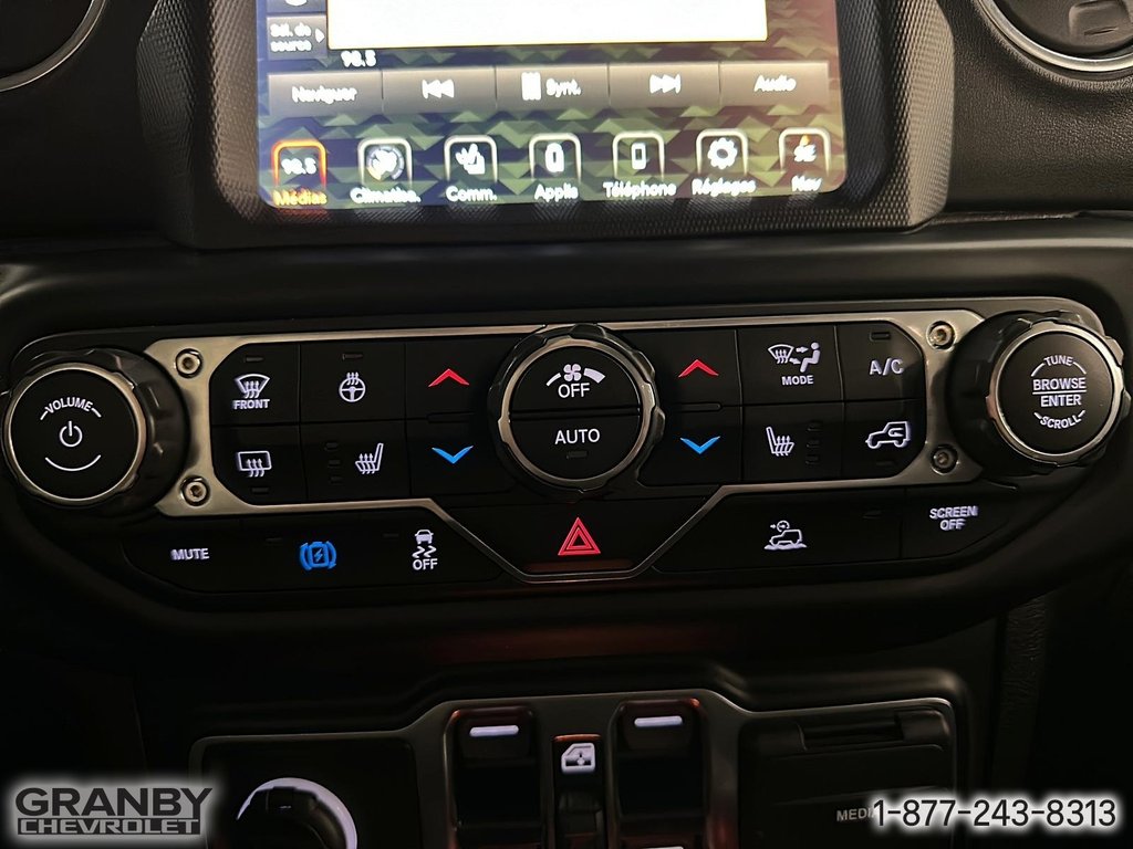 Jeep Wrangler 4xe Unlimited Sahara 2021 à Granby, Québec - 17 - w1024h768px