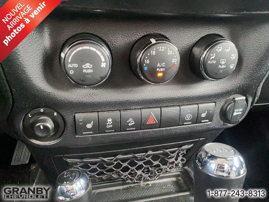 Jeep WRANGLER JK UNLIMITED Altitude 2018 à Granby, Québec - 11 - w1024h768px
