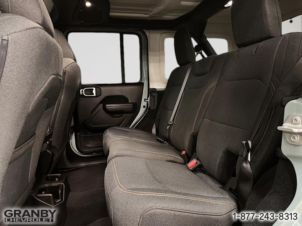 Jeep Wrangler  2024 à Granby, Québec - 12 - w1024h768px