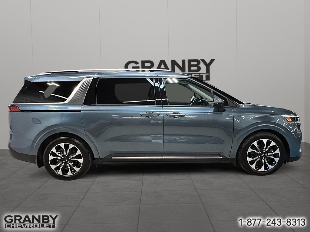 2024 Kia Carnival EX in Granby, Quebec - 4 - w1024h768px