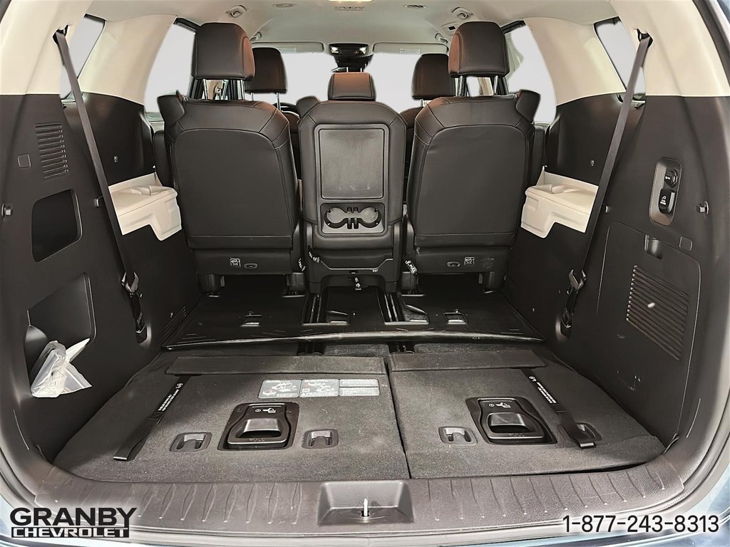 2024 Kia Carnival EX in Granby, Quebec - 9 - w1024h768px