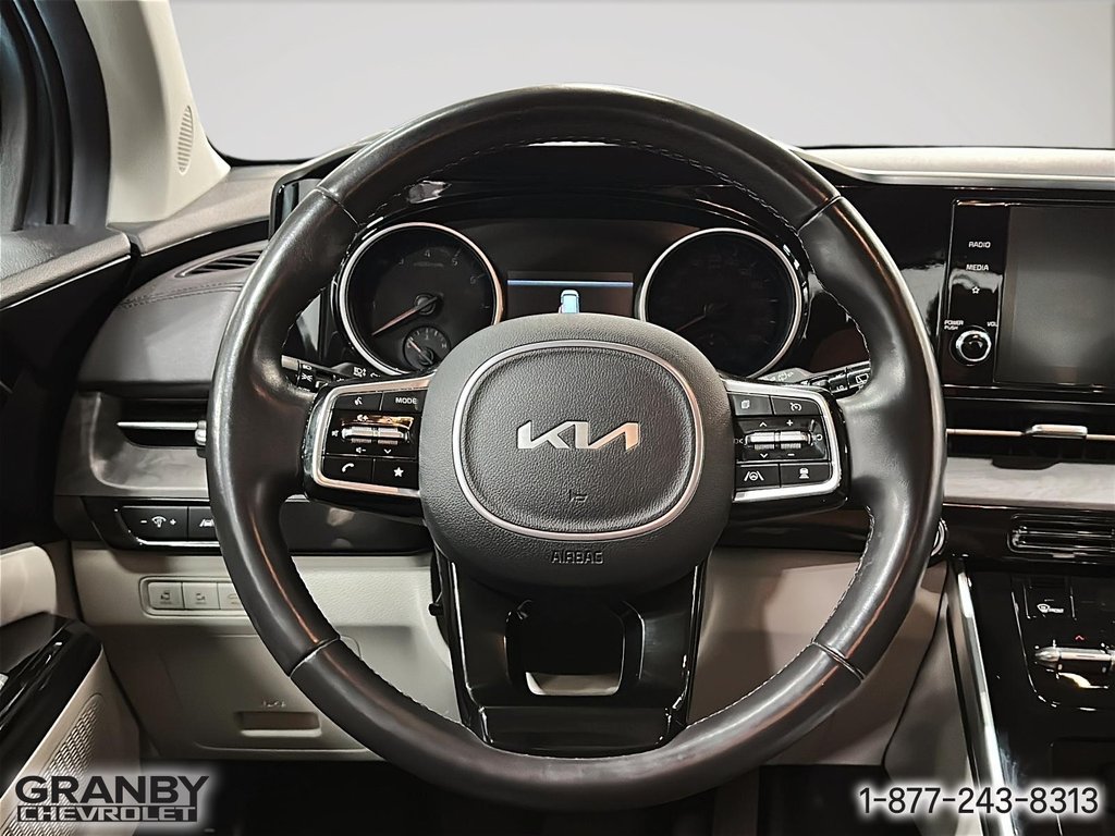 2024 Kia Carnival EX in Granby, Quebec - 16 - w1024h768px
