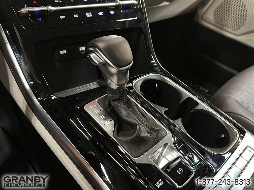 2024 Kia Carnival EX in Granby, Quebec - 19 - w1024h768px