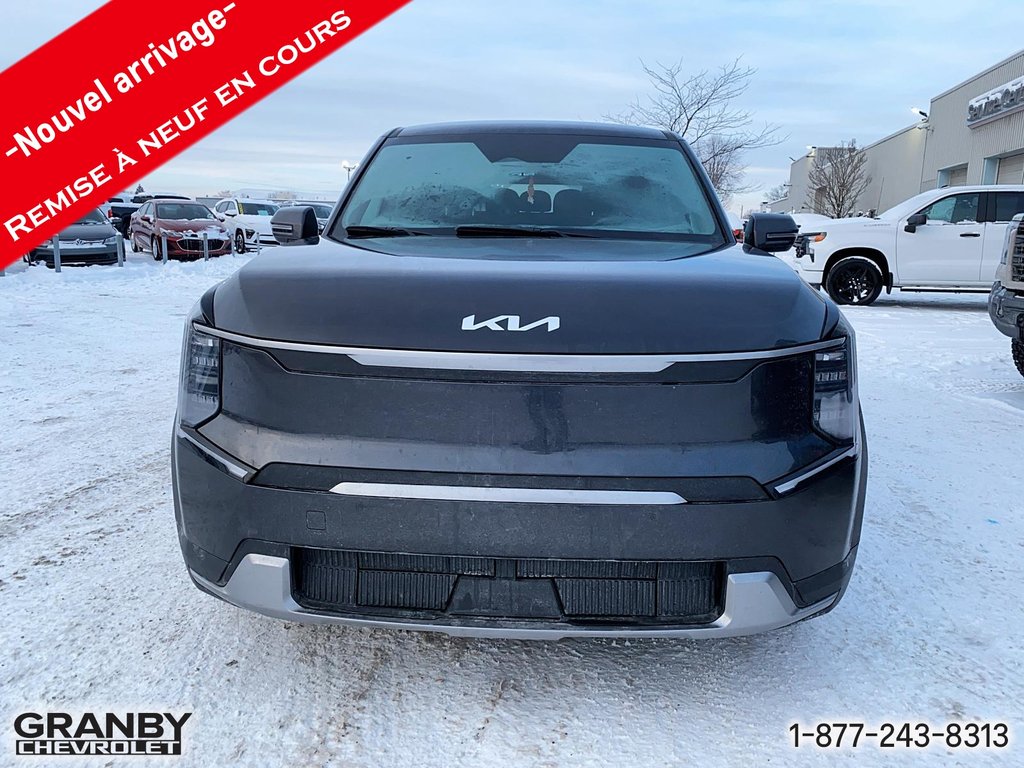 2024 Kia EV9 Wind in Granby, Quebec - 2 - w1024h768px