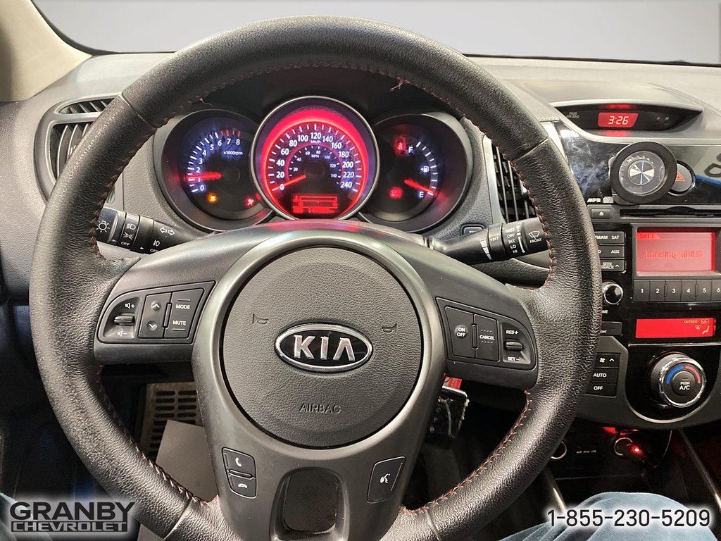 2012 Kia Forte Koup in Granby, Quebec - 10 - w1024h768px