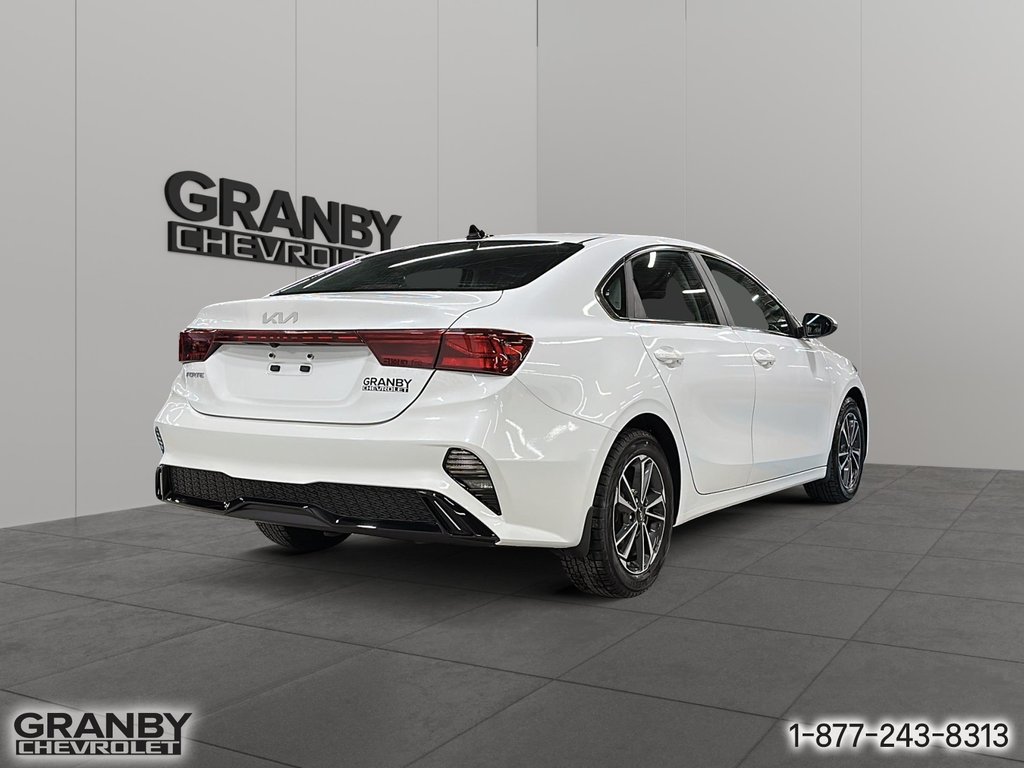 Kia Forte EX 2023 à Granby, Québec - 5 - w1024h768px