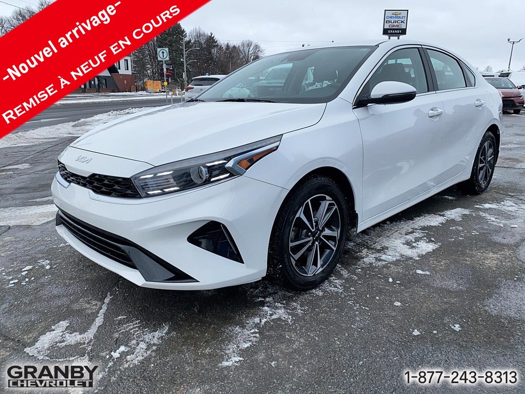 2023 Kia Forte autom in Granby, Quebec - 1 - w1024h768px