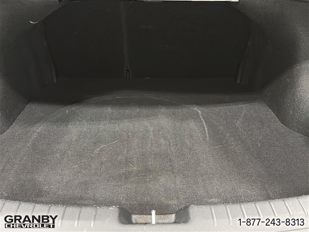 Kia Forte EX 2023 à Granby, Québec - 9 - w1024h768px