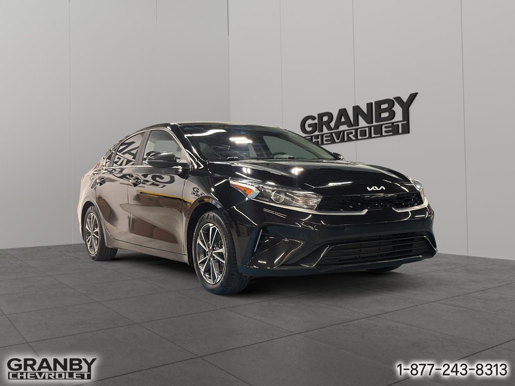 2023 Kia Forte in Granby, Quebec - 3 - w1024h768px