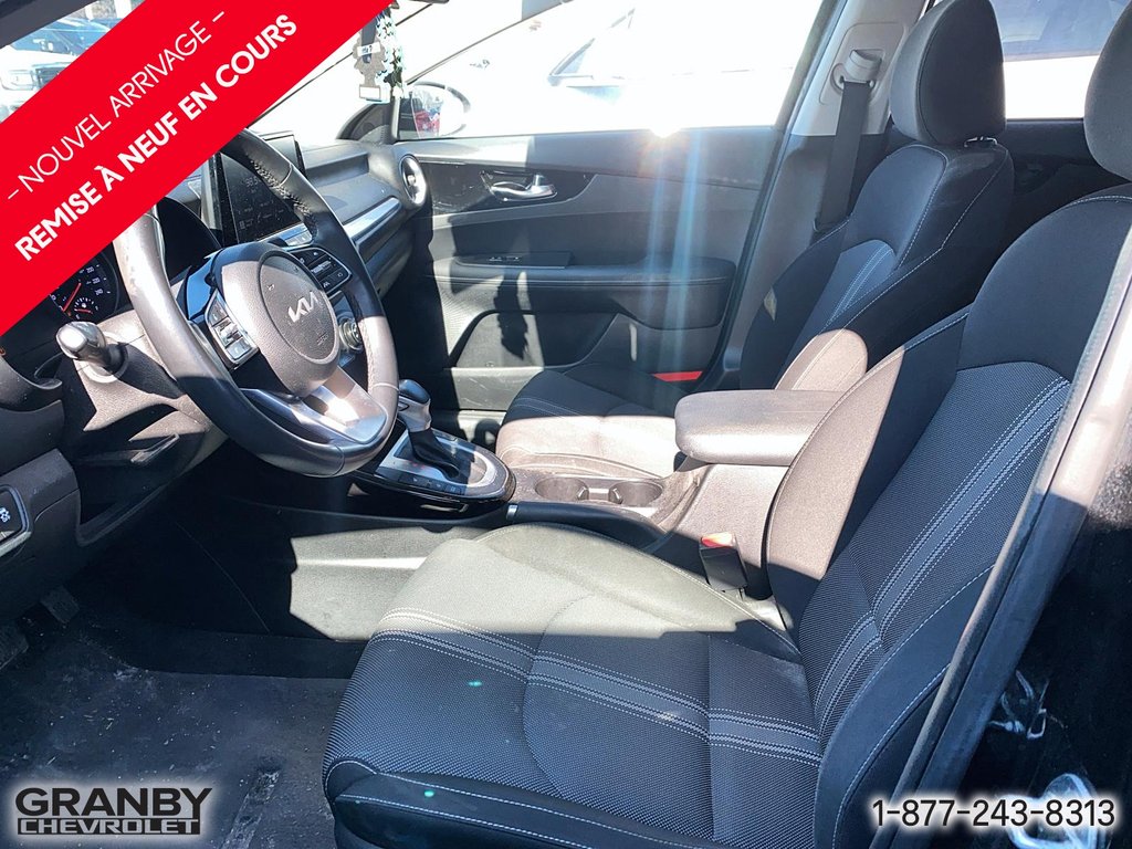2023 Kia Forte in Granby, Quebec - 4 - w1024h768px
