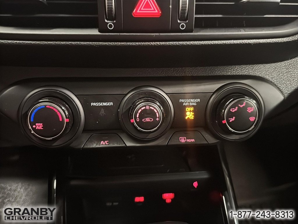 2023 Kia Forte in Granby, Quebec - 18 - w1024h768px