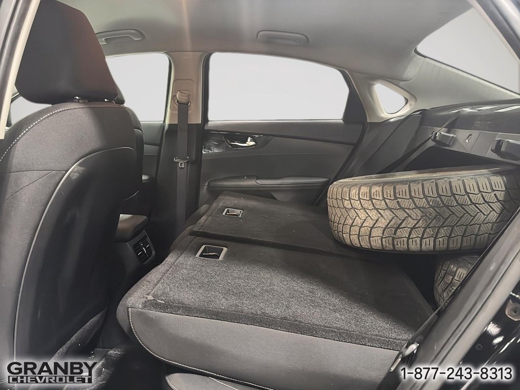 2023 Kia Forte in Granby, Quebec - 12 - w1024h768px