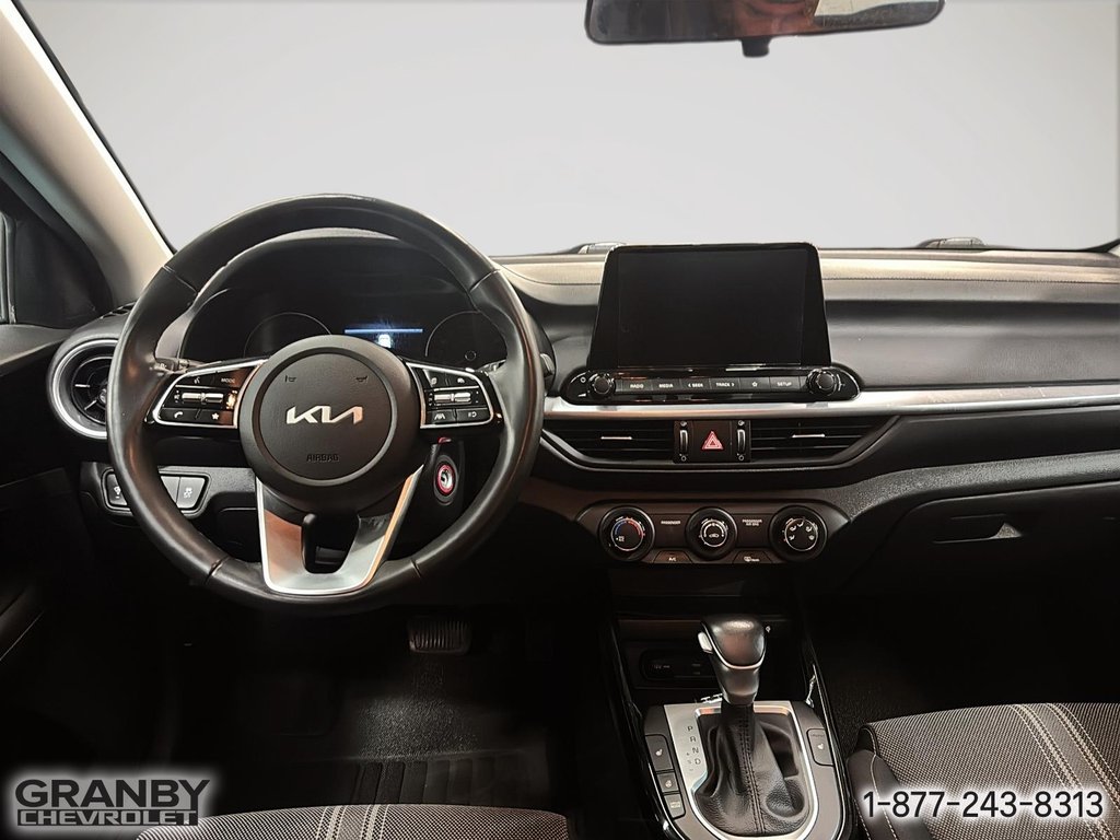 2023 Kia Forte in Granby, Quebec - 13 - w1024h768px