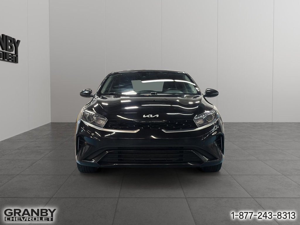 2023 Kia Forte in Granby, Quebec - 2 - w1024h768px