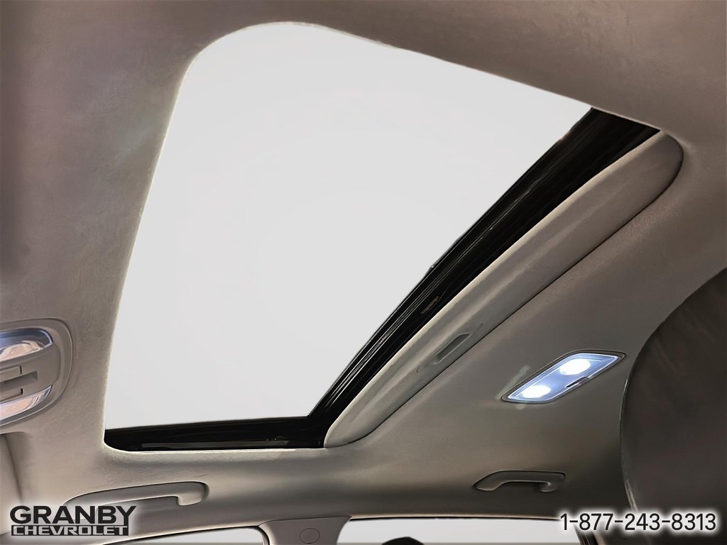 2020 Kia Niro EV SX Touring in Granby, Quebec - 22 - w1024h768px