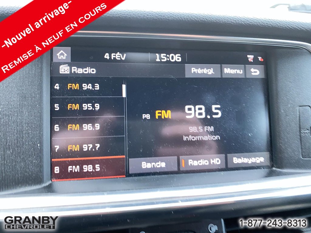 2018 Kia Optima in Granby, Quebec - 13 - w1024h768px