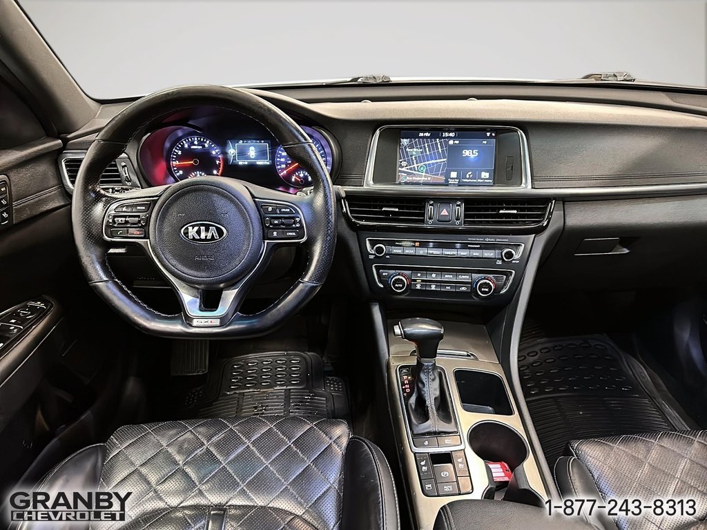2018 Kia Optima SXL Turbo in Granby, Quebec - 14 - w1024h768px