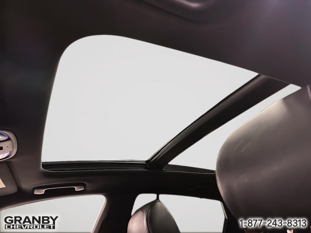 2018 Kia Optima SXL Turbo in Granby, Quebec - 22 - w1024h768px