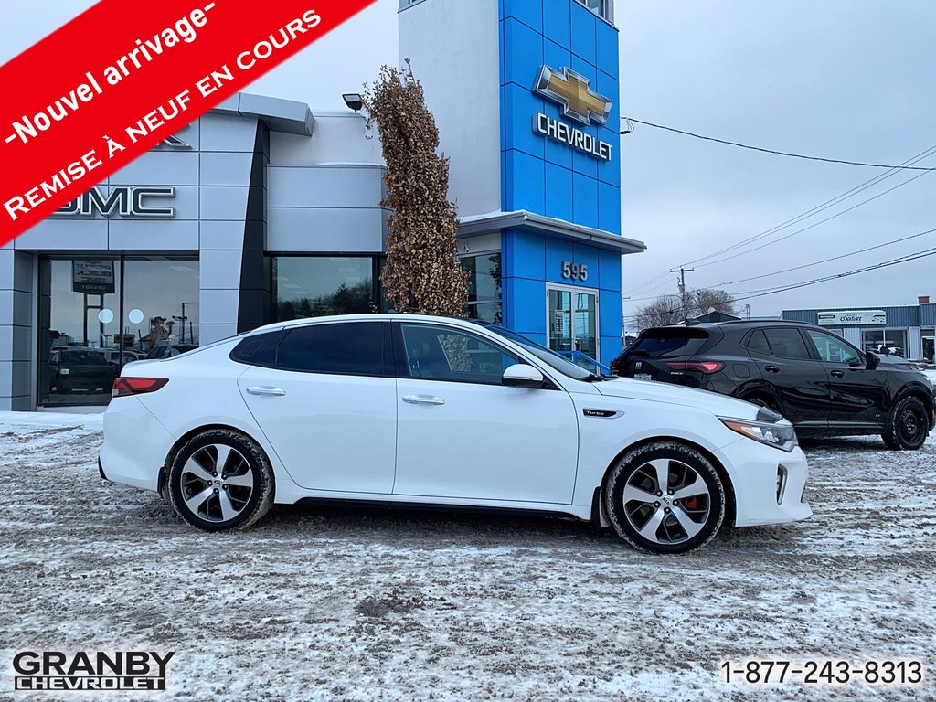 2018 Kia Optima in Granby, Quebec - 4 - w1024h768px