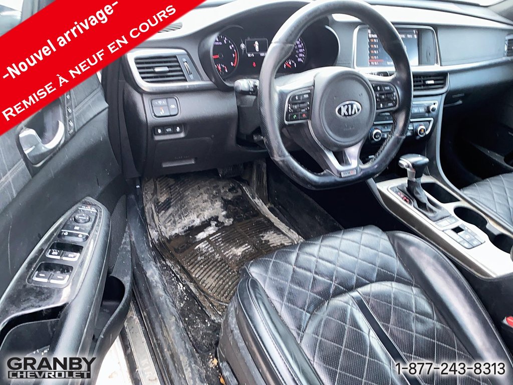 2018 Kia Optima in Granby, Quebec - 9 - w1024h768px