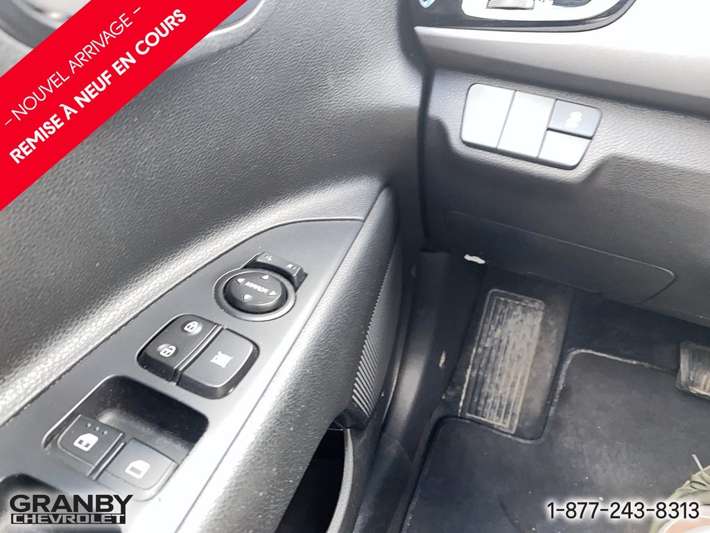 Kia Rio 5-door  2018 à Granby, Québec - 11 - w1024h768px